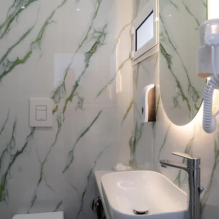 Marinella Bed and Breakfast